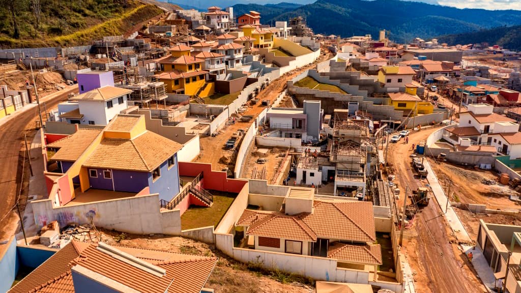 Reassentamento residencial executado pela AGAGE